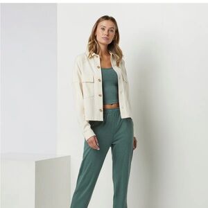 Vuori Mackenzie Cropped Shacket  for Women
